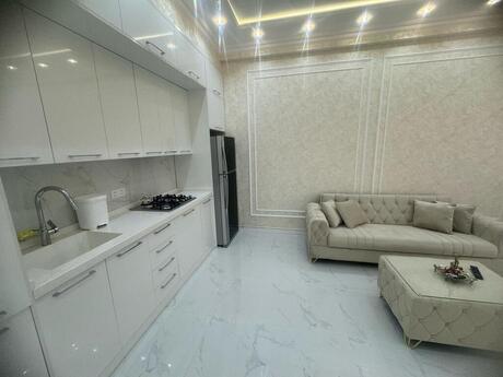 2 otaqlı yeni tikili - 28 May m. - 70 m²