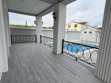 5 otaqlı həyət evi/bağ evi - Buzovna q. - 380 m²
