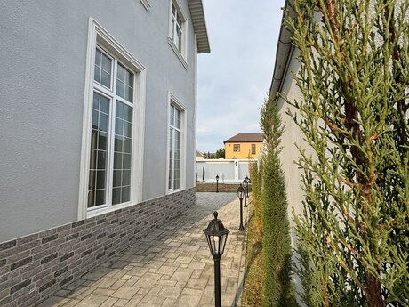 5 otaqlı həyət evi/bağ evi - Buzovna q. - 380 m²