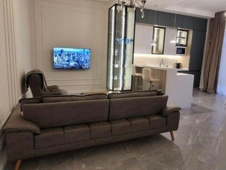 3 otaqlı həyət evi/bağ evi - Buzovna q. - 200 m²