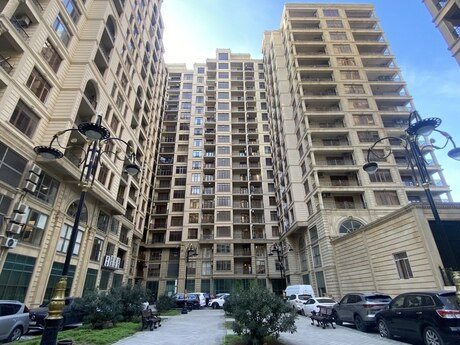 Elan №5169600 - Bakı, 28 May m., 3 otaqlı, 202 m², 18/22 mərtəbə