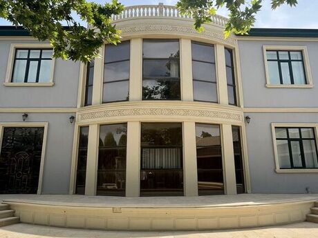 5 otaqlı həyət evi/bağ evi - Mərdəkan q. - 400 m²