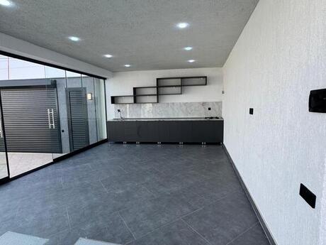 House with Garden, Villa For Sale