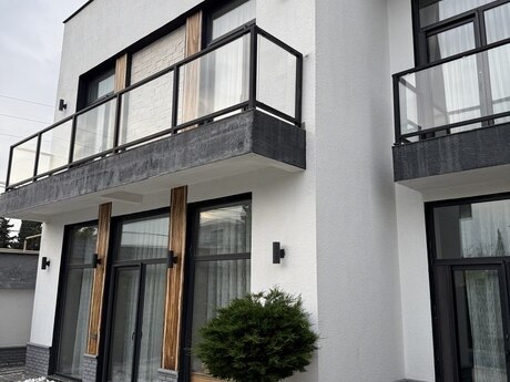 5 otaqlı həyət evi/bağ evi - Mərdəkan q. - 350 m²