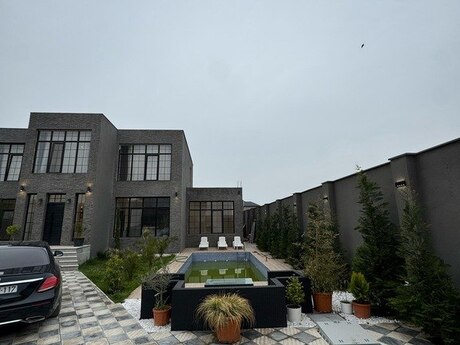 5 otaqlı həyət evi/bağ evi - Şüvəlan q. - 350 m²