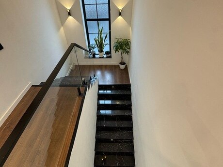 House with Garden, Villa For Rent