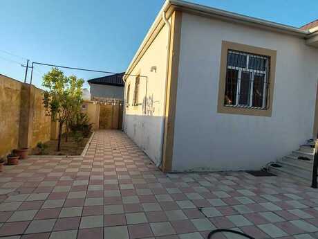 4 otaqlı həyət evi/bağ evi - Buzovna q. - 135 m²