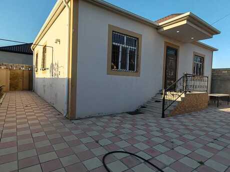 4 otaqlı həyət evi/bağ evi - Buzovna q. - 135 m²