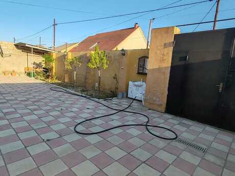 4 otaqlı həyət evi/bağ evi - Buzovna q. - 135 m²