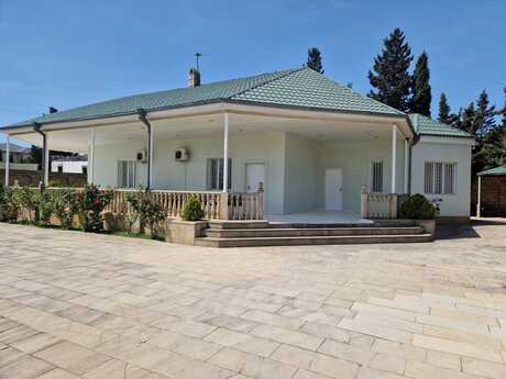 4 otaqlı həyət evi/bağ evi - Nardaran q. - 200 m²