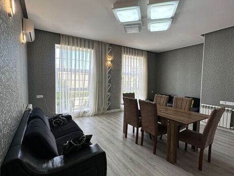 3 otaqlı həyət evi/bağ evi - Mərdəkan q. - 150 m²