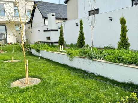 3 otaqlı həyət evi/bağ evi - Şüvəlan q. - 200 m²