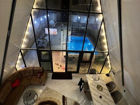 3 otaqlı həyət evi/bağ evi - Mərdəkan q. - 400 m²