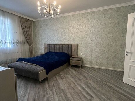 4 otaqlı həyət evi/bağ evi - Mərdəkan q. - 250 m²