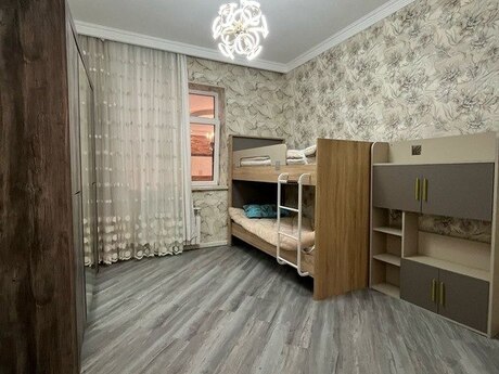 4 otaqlı həyət evi/bağ evi - Mərdəkan q. - 250 m²
