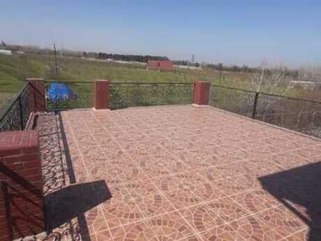 7 otaqlı həyət evi/bağ evi - Xaçmaz - 700 m²