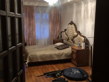 3 otaqlı köhnə tikili - Nizami m. - 120 m²