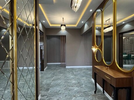 5 otaqlı həyət evi/bağ evi - Mərdəkan q. - 300 m²