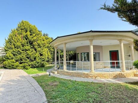 5 otaqlı həyət evi/bağ evi - Mərdəkan q. - 300 m²