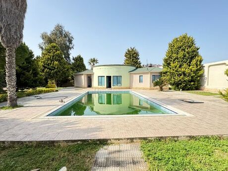 5 otaqlı həyət evi/bağ evi - Mərdəkan q. - 300 m²