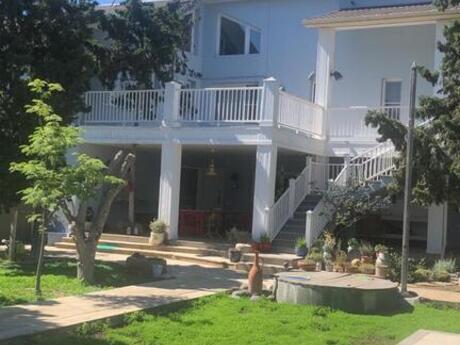7 otaqlı həyət evi/bağ evi - Nardaran q. - 425 m²