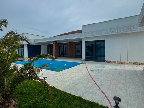 5 otaqlı həyət evi/bağ evi - Mərdəkan q. - 230 m²
