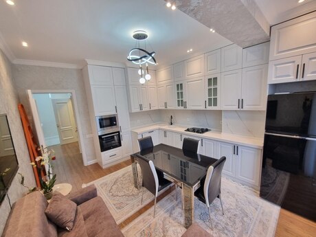 3 otaqlı yeni tikili - Nəriman Nərimanov m. - 124 m²