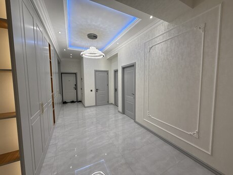 3 otaqlı mənzil, 143 m², 28 May: 480 000 ₼ 5