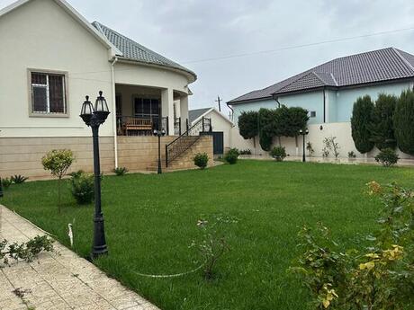 4 otaqlı həyət evi/bağ evi - Buzovna q. - 130 m²