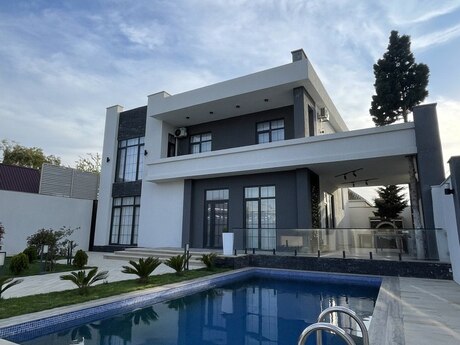 5 otaqlı həyət evi/bağ evi - Mərdəkan q. - 300 m²