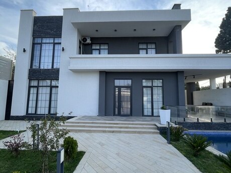 5 otaqlı həyət evi/bağ evi - Mərdəkan q. - 300 m²