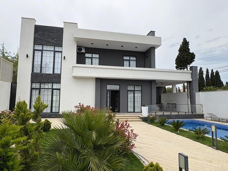 5 otaqlı həyət evi/bağ evi - Mərdəkan q. - 500 m²