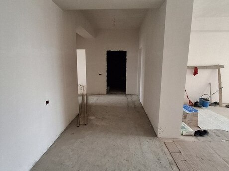 5 otaqlı həyət evi/bağ evi - Nəsimi m. - 374 m²