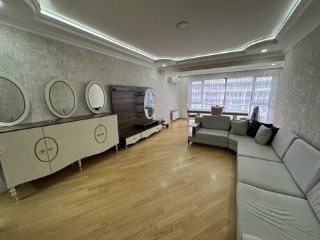 2-комн. новостройка - м. Шах Исмаил Хатаи - 115 м²