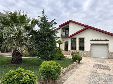3 otaqlı həyət evi/bağ evi - Mərdəkan q. - 200 m²