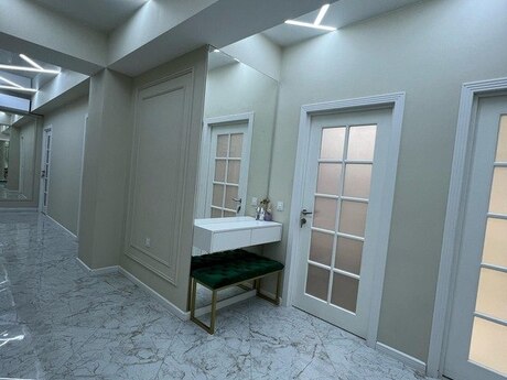 4 otaqlı yeni tikili - Həzi Aslanov m. - 156 m²