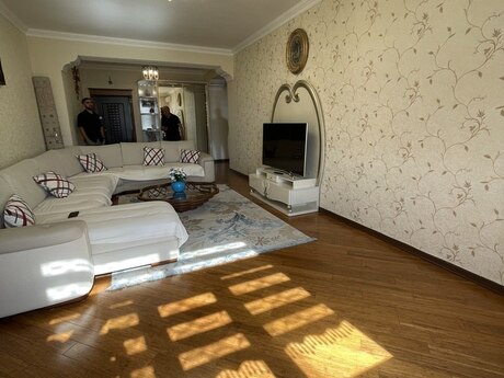 3-комнатная квартира, 131 м², Yeni Yasamal: 258 000 ₼ 3