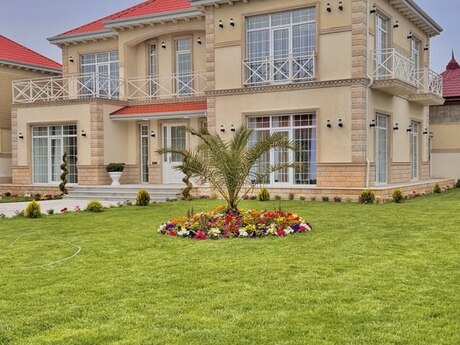 5 otaqlı həyət evi/bağ evi - Mərdəkan q. - 300 m²