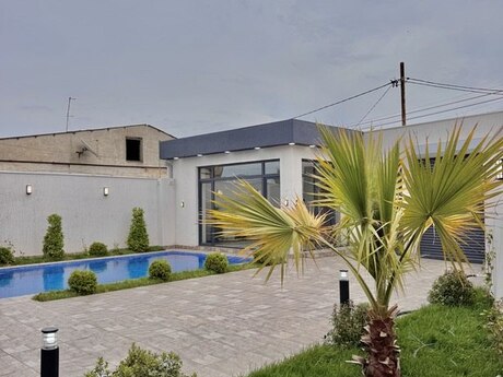 4 otaqlı həyət evi/bağ evi - Mərdəkan q. - 180 m²