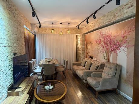 3 otaqlı mənzil, 115 m², Bakıxanov: 207 000 ₼ 2