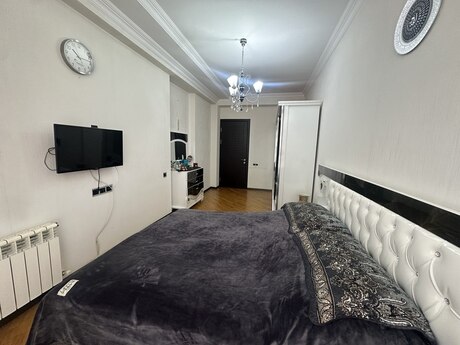 4 otaqlı mənzil, 200 m², Azadlıq Prospekti: 360 000 ₼ 5