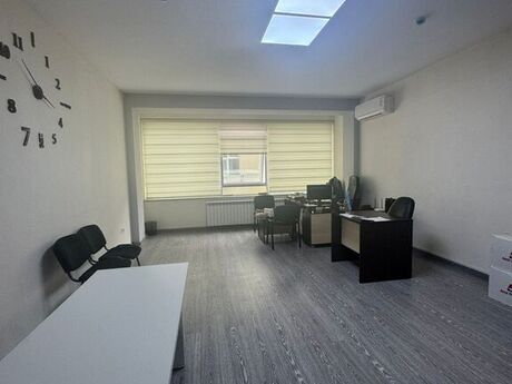 1-комн. офис - м. Нариман Нариманов - 40 м²