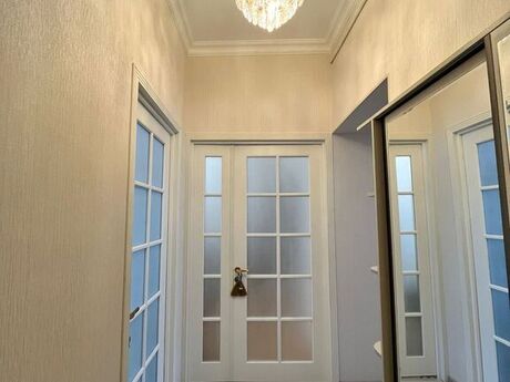 3-комн. вторичка - м. 28 мая - 77 м²