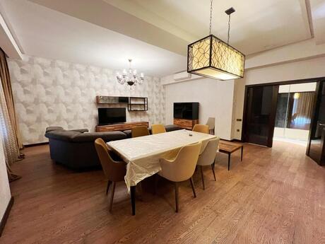 Kirayə 3 otaqlı mənzil, 147 m², Ağ şəhər: 1 900 ₼/ay 5