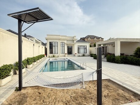 5 otaqlı həyət evi/bağ evi - Şüvəlan q. - 220 m²