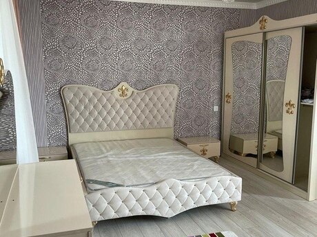 3 otaqlı həyət evi/bağ evi - Mərdəkan q. - 200 m²