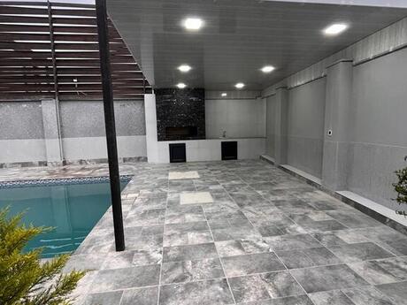 5 otaqlı həyət evi/bağ evi - Mərdəkan q. - 200 m²