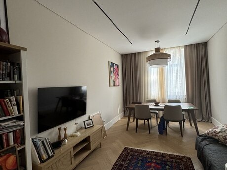 2 otaqlı köhnə tikili - Nəsimi r. - 55 m²