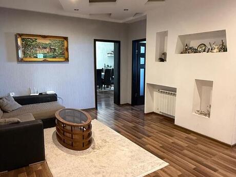 Satılır 3 otaqlı yeni tikili 145 m², Memar Əcəmi m.