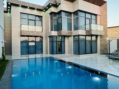 5 otaqlı həyət evi/bağ evi - Buzovna q. - 350 m²
